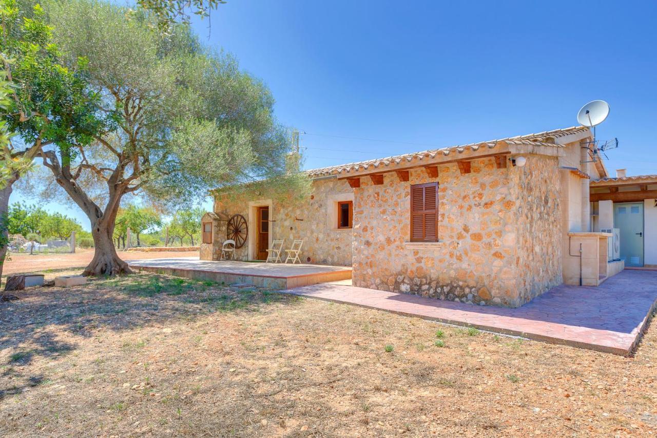 Villa Calvia Countryside Eksteriør billede